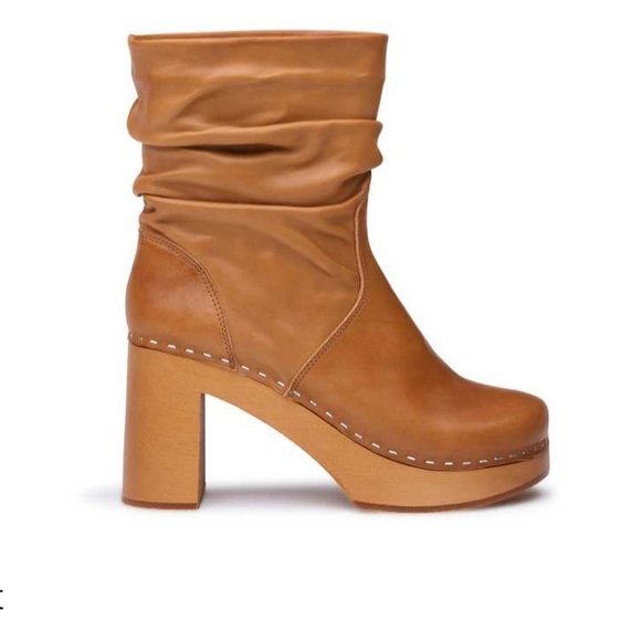 Swedish Hasbeens NWT Wrinkled Pull On Camel Boot Super Fun Great Style ❤️🌈 - Picture 2 of 14